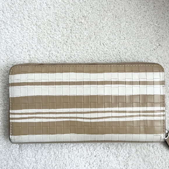 Coach Wallet - Picture 3 of 5